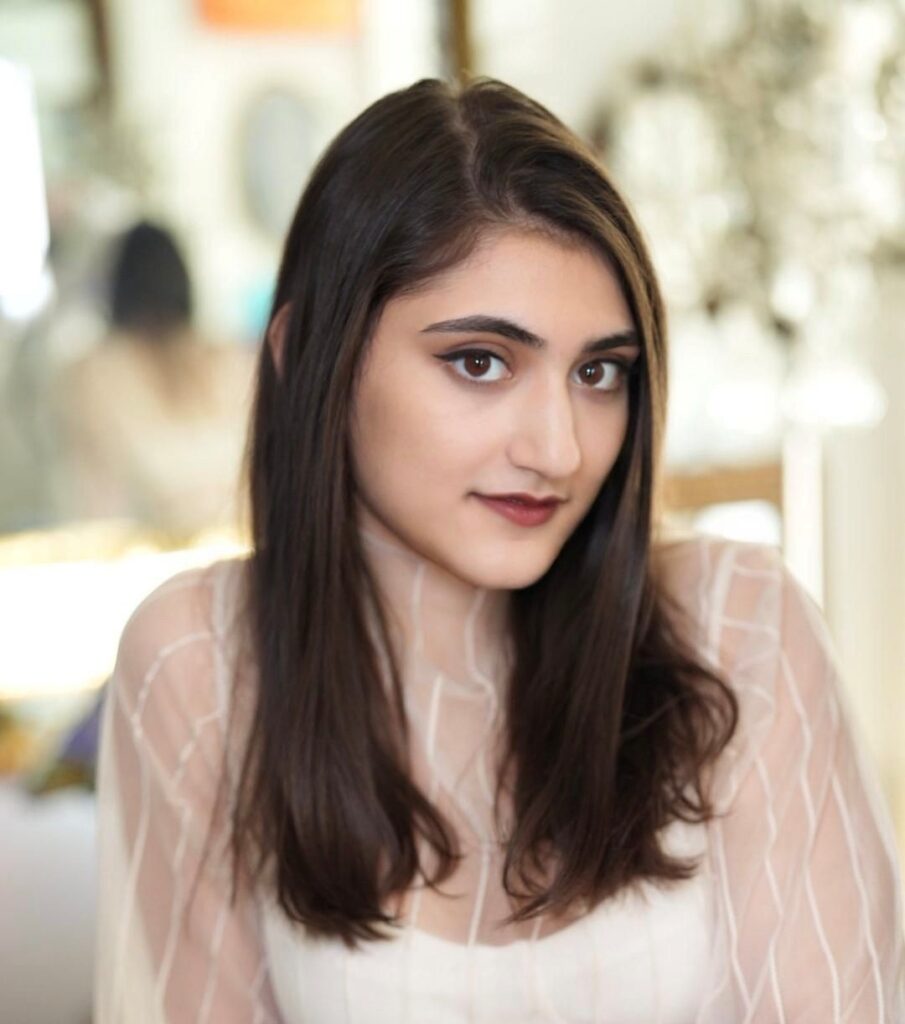 Tova Sterling